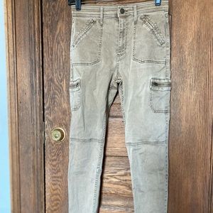 Abercrombie and Fitch high waisted cargo pant